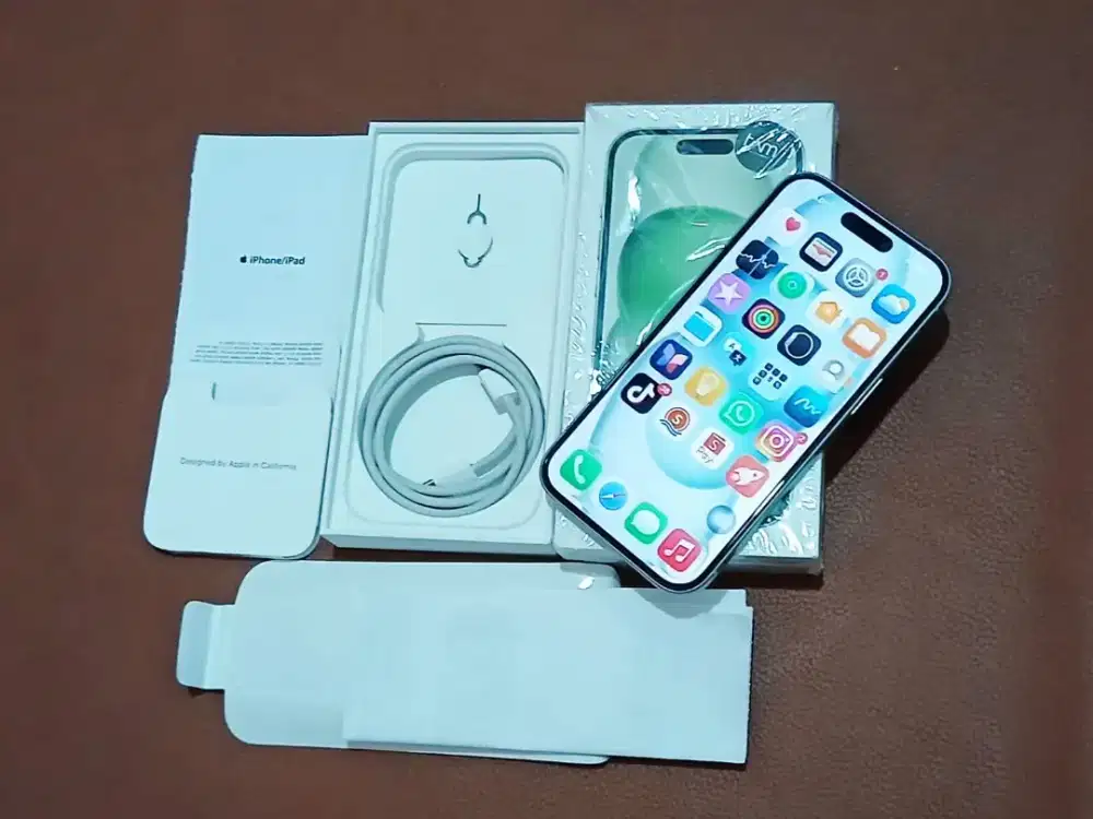 IPHONE 15 IBOX RESMI MULUS LIKE NEW