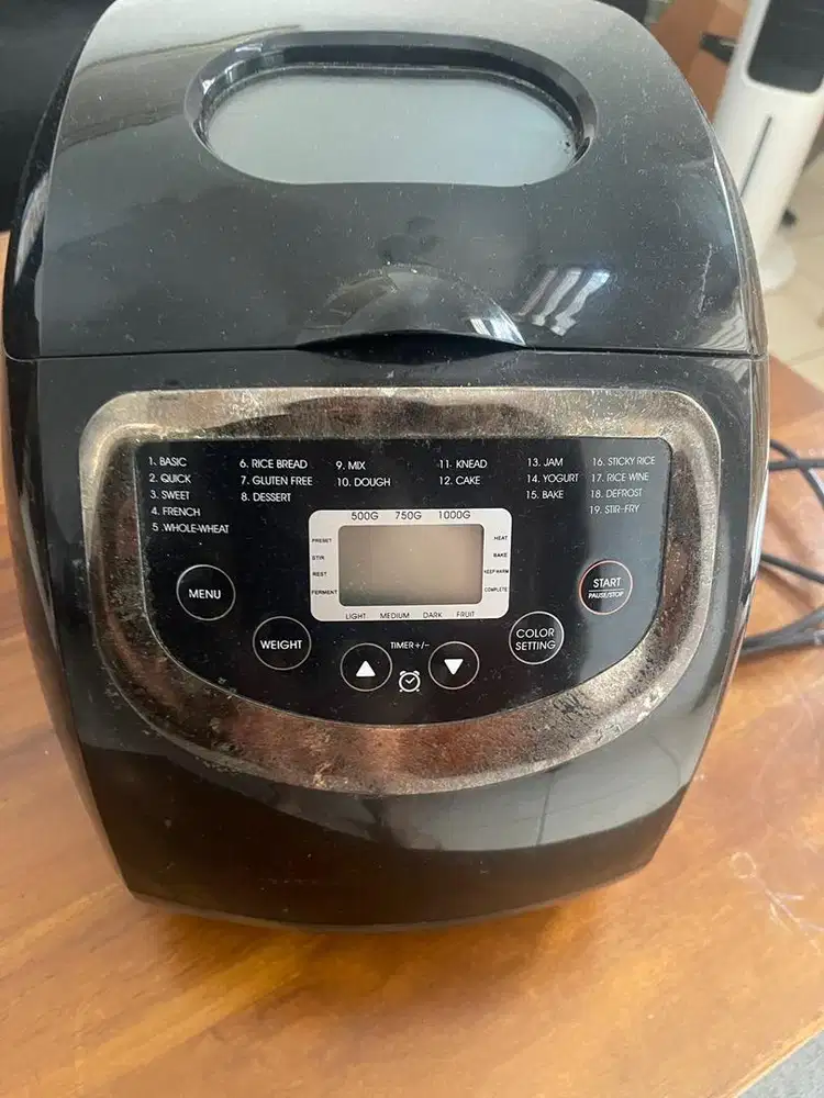 Mesin pembuat roti serbaguna