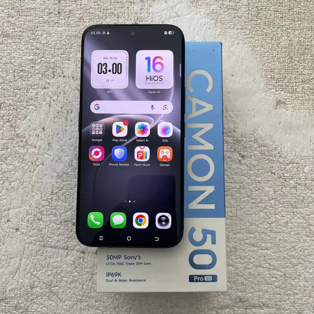 Tecno Camon 50 Pro 5G Warna Moonshadow Black 8/256GB