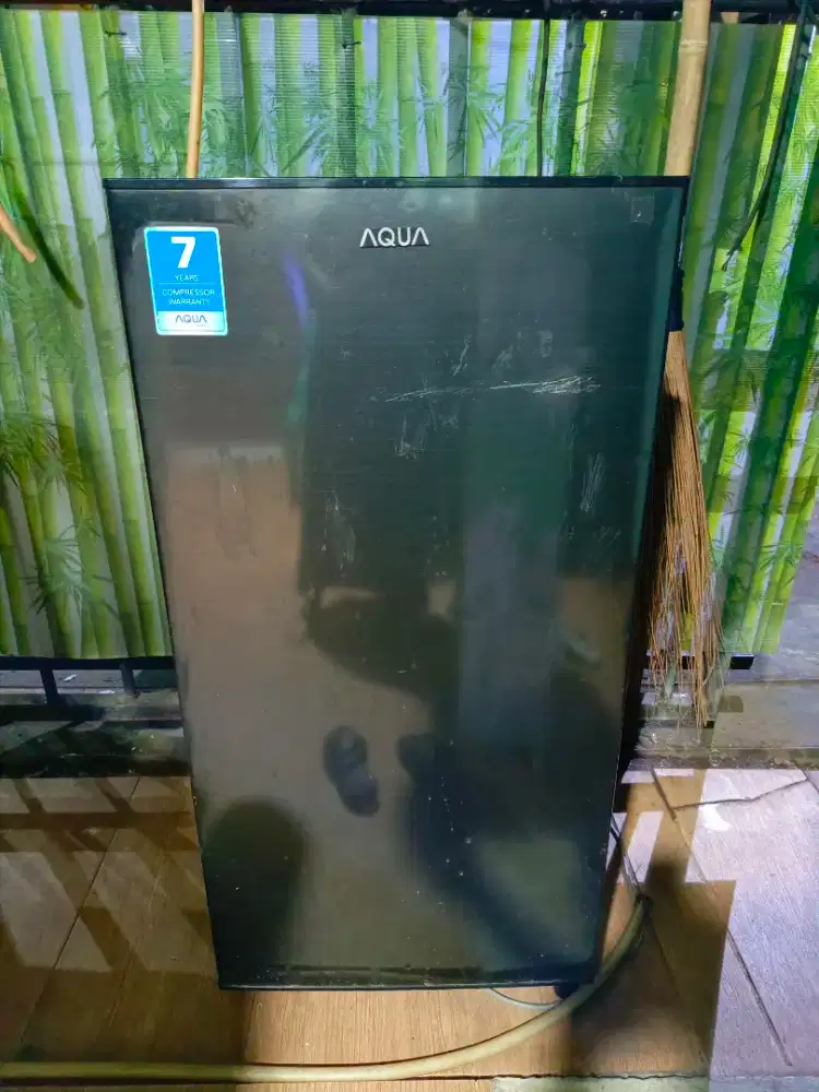 Kulkas mini aqua 1 pintu