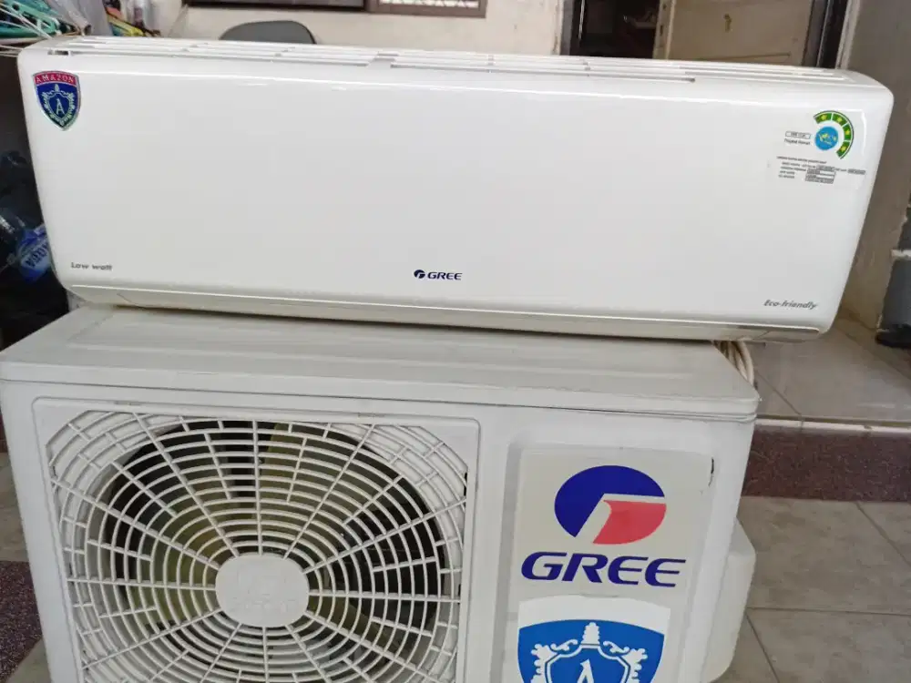 Ac Gree 1/2 pk 310 watt, siap pasang 1.975.000