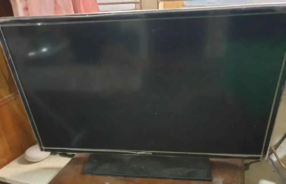 Jual rusak 2 TV Samsung 32 inch. Led&Lcd