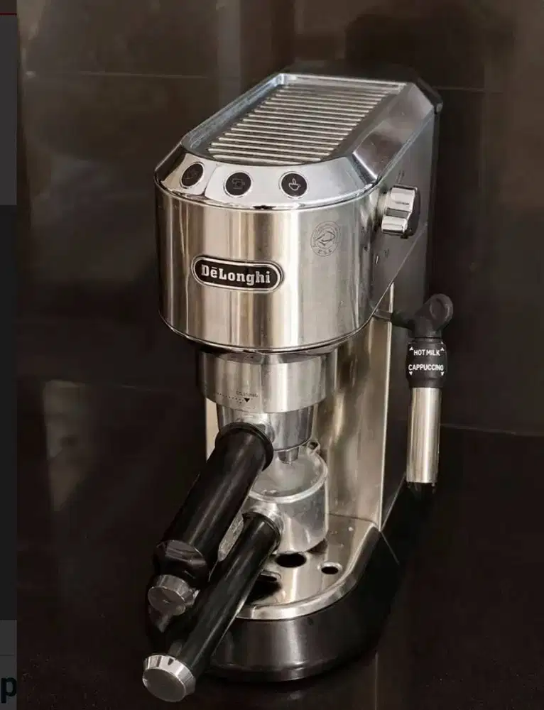 Coffeemachine kopimesin De'Longhi Dedica EC680