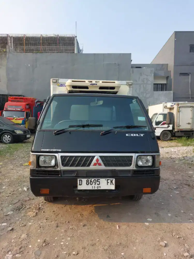 Mitsubishi L300 box freezer tahun2019 pendingin aktif beku mobil siap
