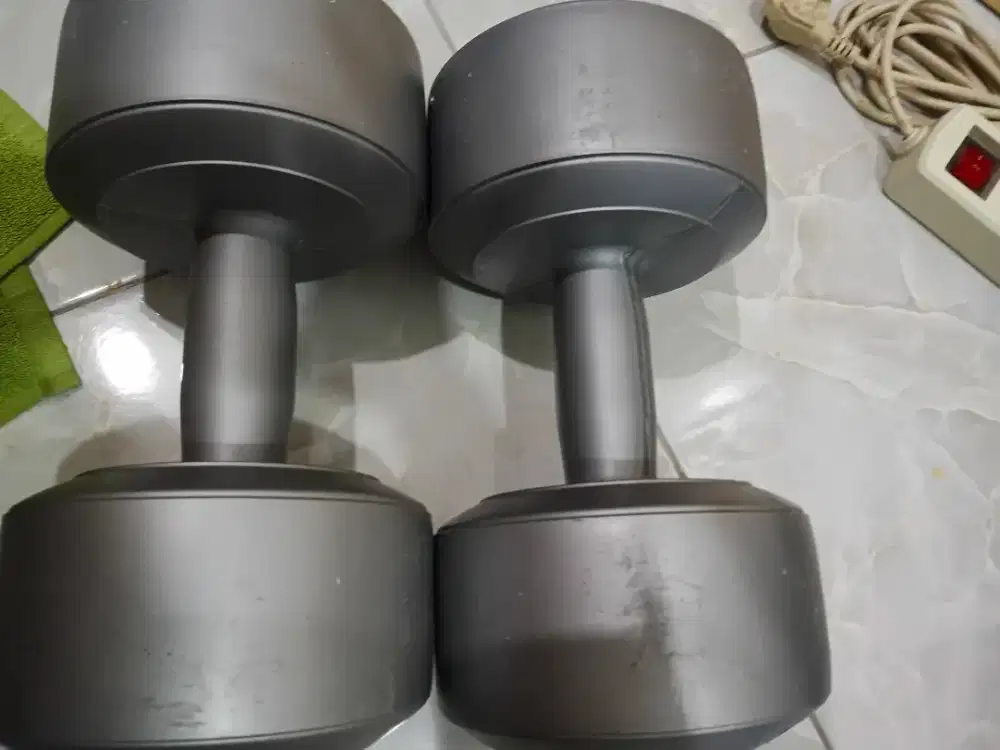 Barbel 8kg Sepasang