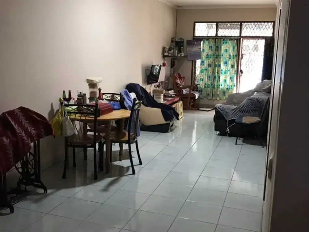 Dijual Rumah 2 Lantai di Muara Karang. Luas  7x16m