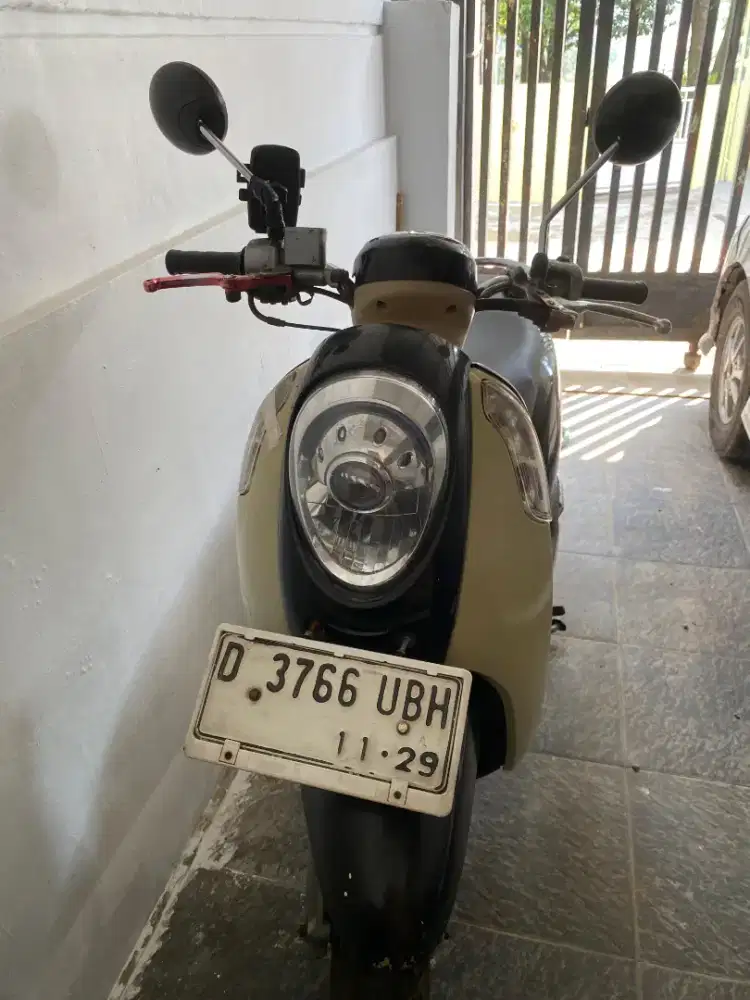HONDA SCOOPY 2013