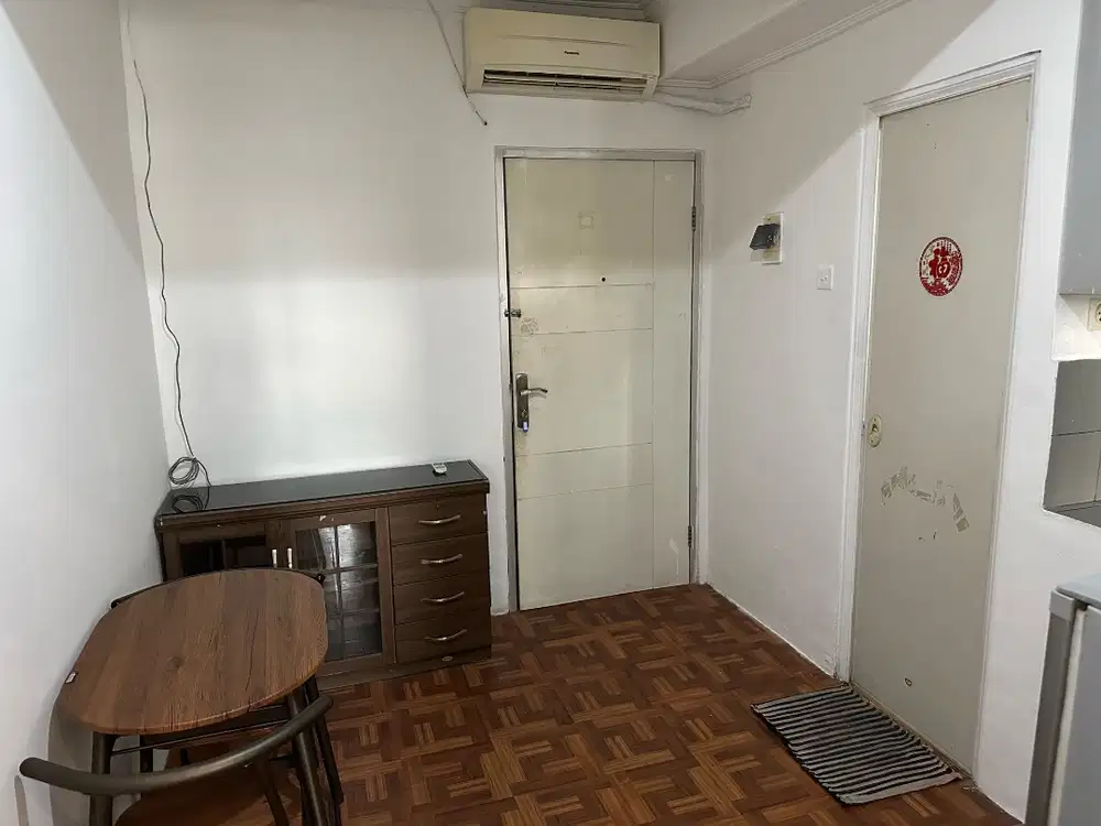 Disewakan 1BR Full Furnished Menara Kebon Jeruk | Samping Esa Unggul