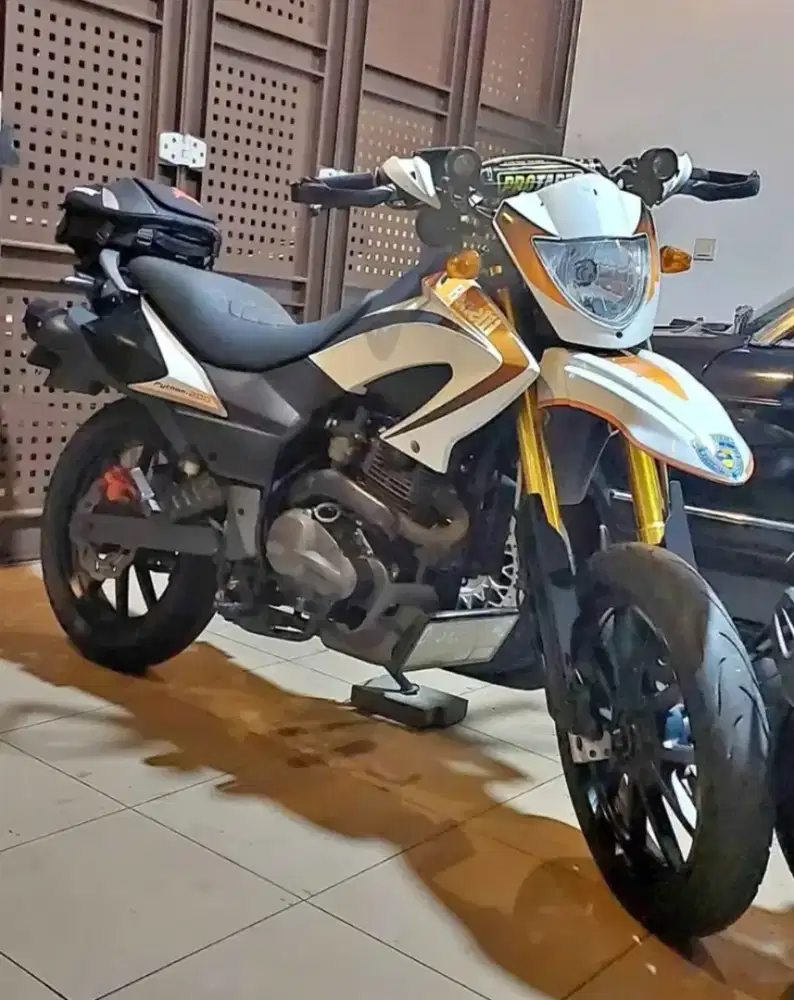 Benelli python 200 cc. 2015