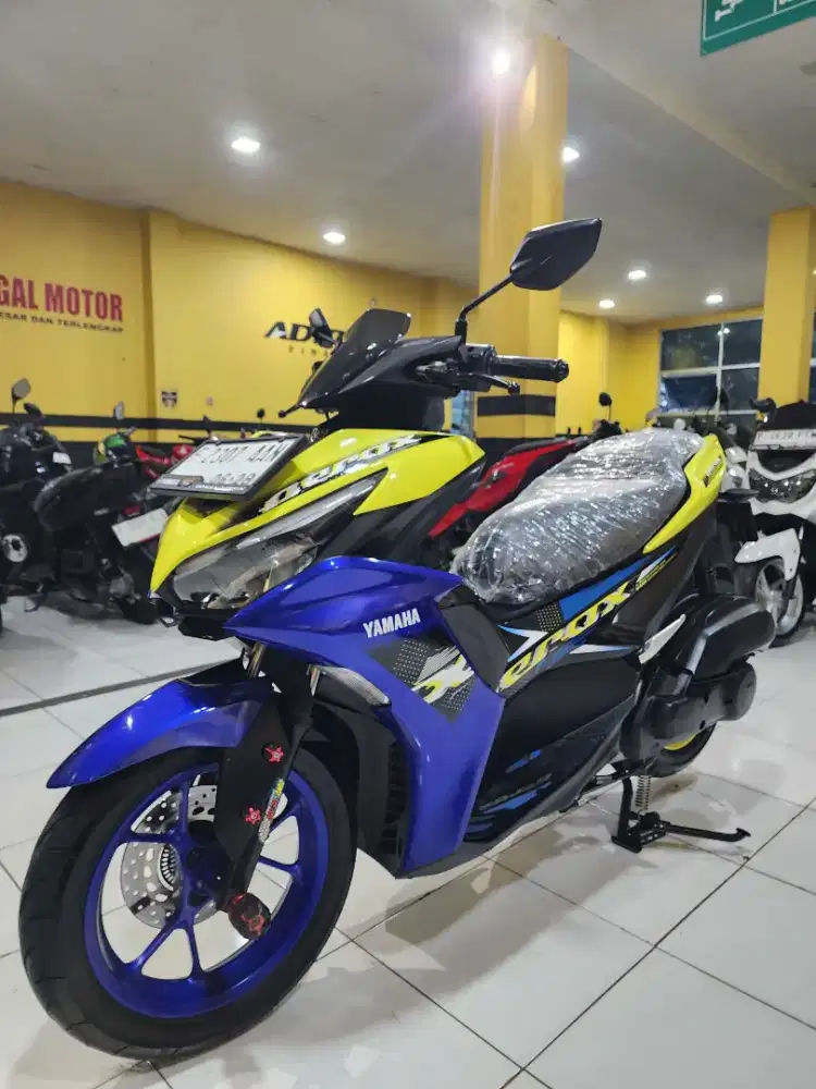 YAMAHA AEROX 155 CYBERCITY 2023
