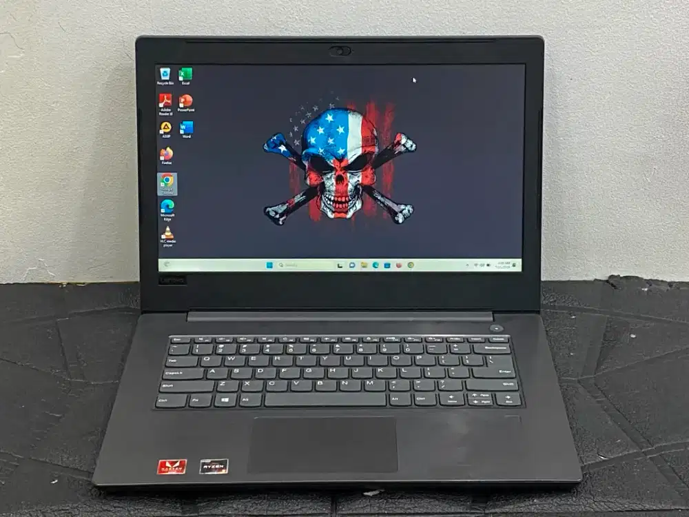 Laptop LENOVO V330-14ARR AMD Ryzen 3-2200U RAM 4GB SSD 256GB