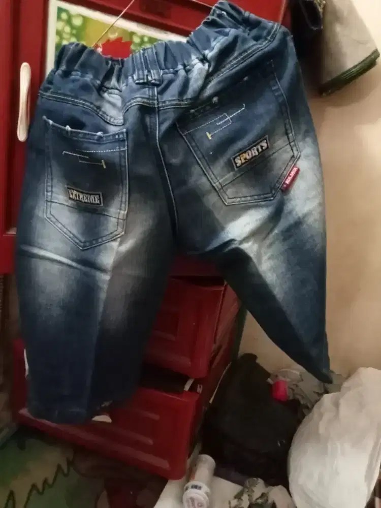 Celana jeans untuk anak cowok SD panjang dan pendek