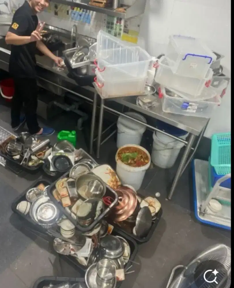 Asisten Dapur / Steward/ess