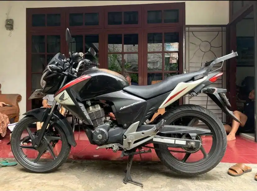 Motor Honda Megapro 150