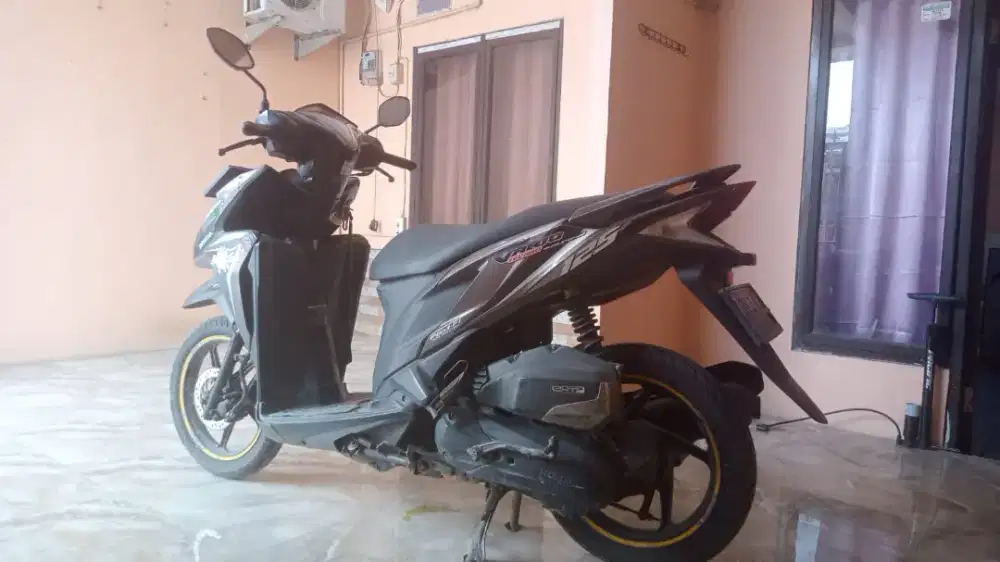 Jual Motor Vario CBS ISS 2014 Tangan Pertama