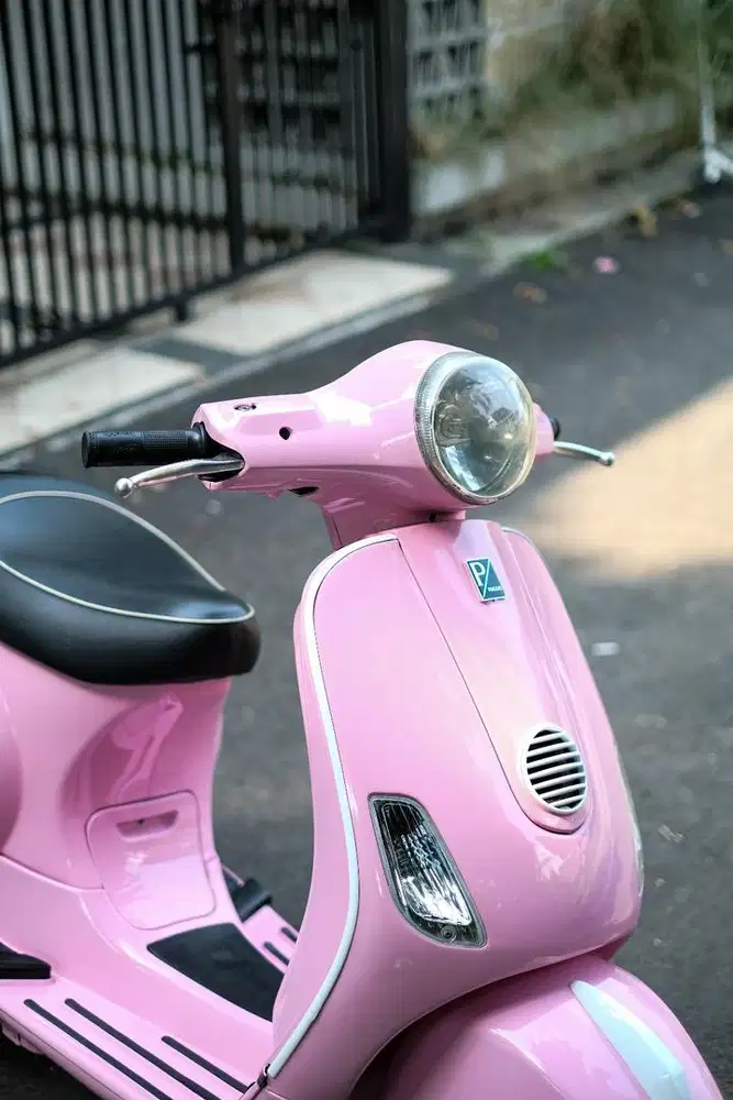 Vespa LX 150 2VIE 2012
