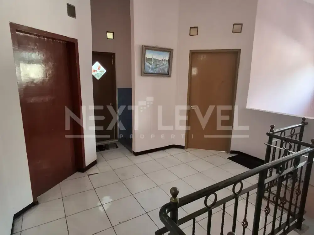 DISEWAKAN  RUMAH DI KEBRAON INDAH