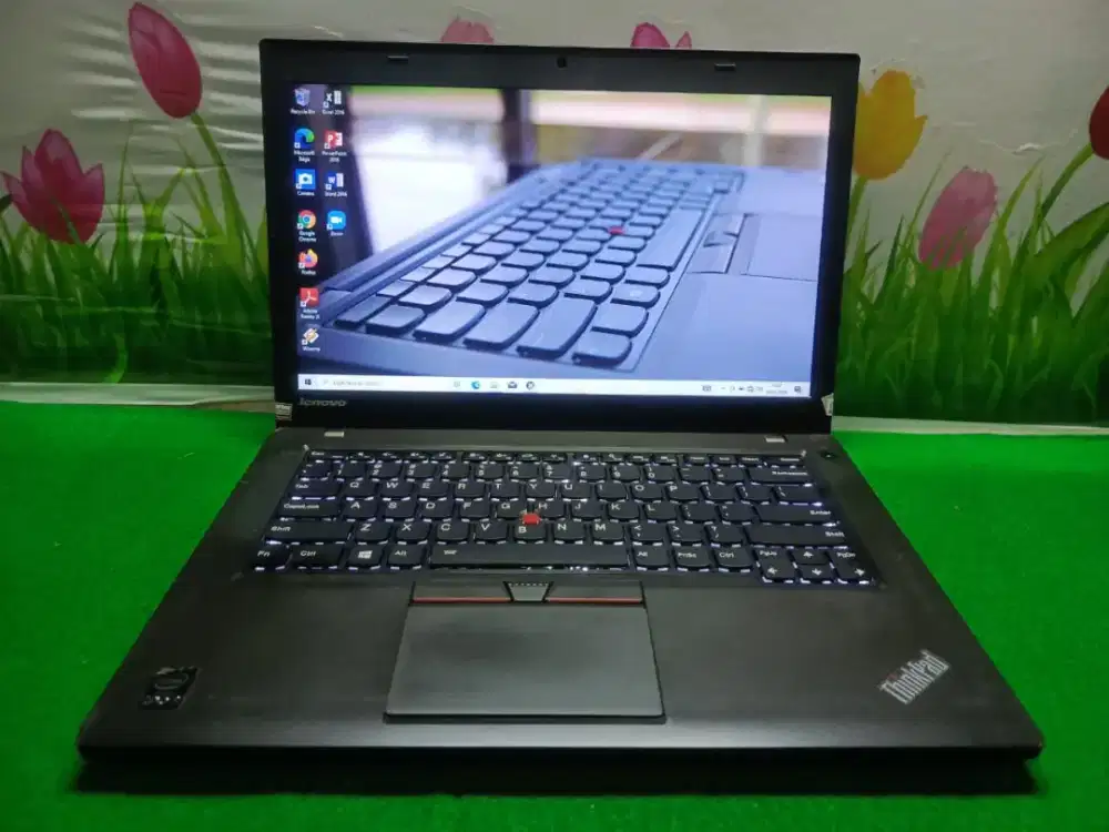 Laptop kantoran.. Lenovo Thinkpad T450 i5 Gen5 /8 GB /128 GB /backligh