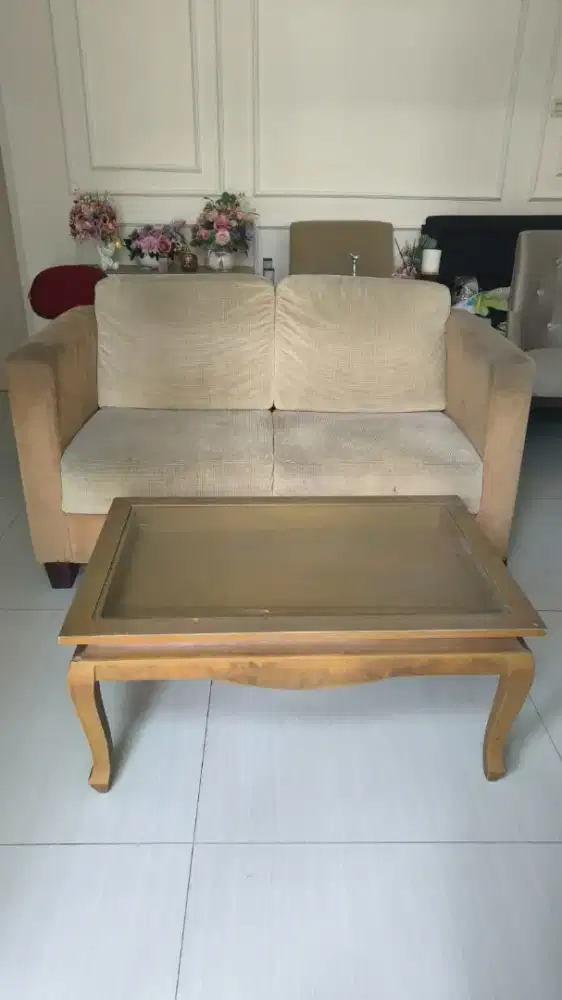 Sofa 2 seat + Meja Kayu Second