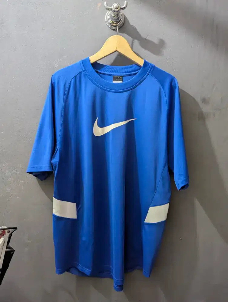 kaos Jersey Nike Bigswoosh center Vintage original size XL preloved