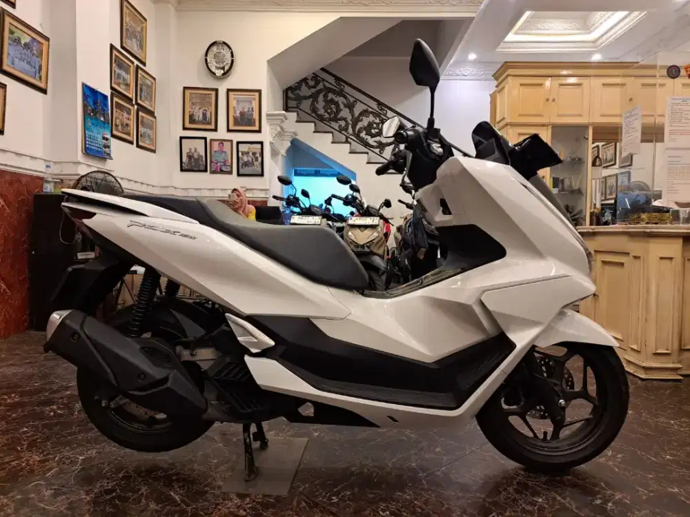 HUB CE KOM DP PROMO PCX 160 CBS 2025 MOTOT MULUS KAYA BARU KM LOW