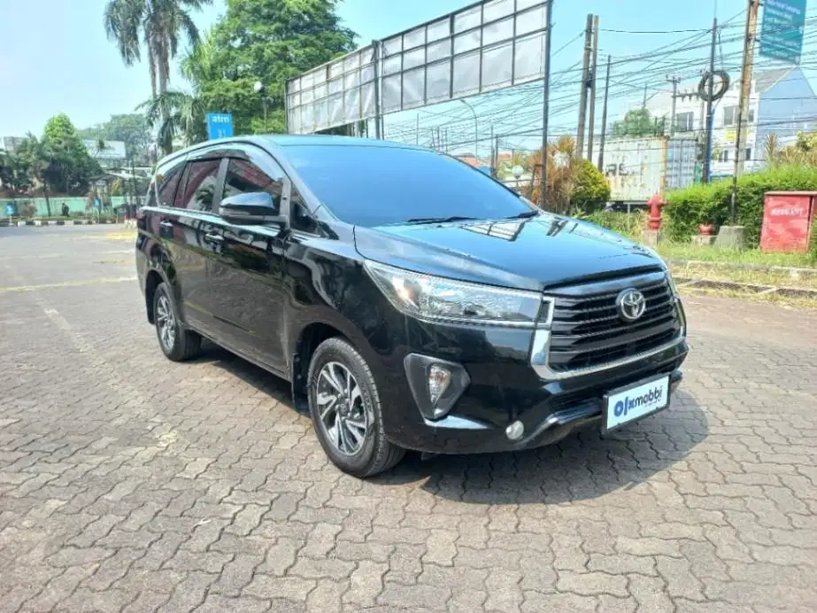 DP MURAH - Toyota Kijang Innova 2.4 G Solar MT 2021 Hitam