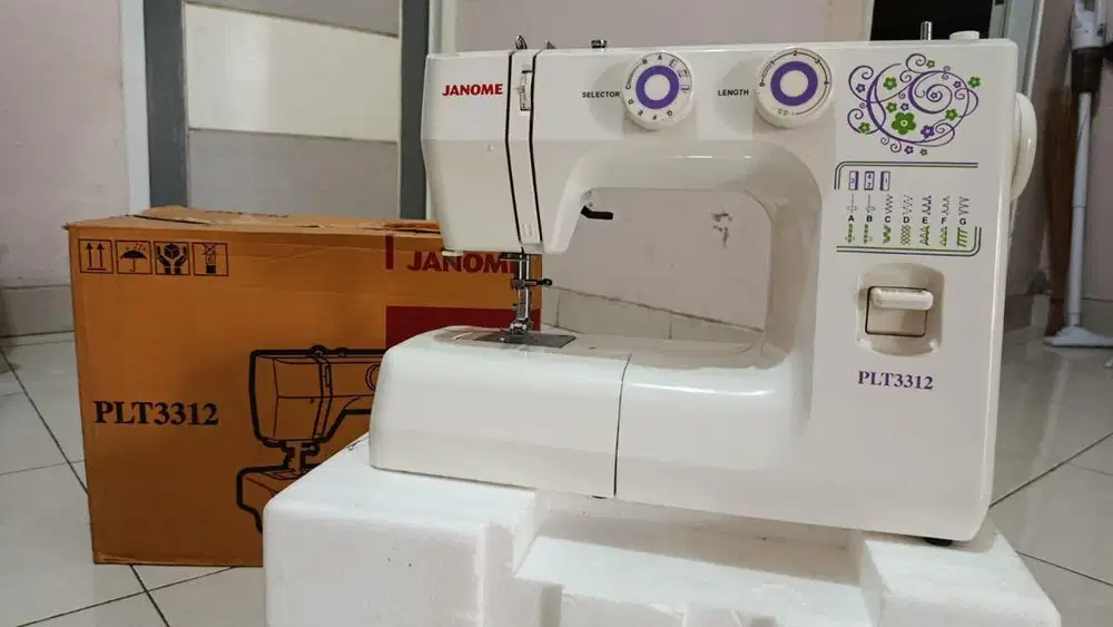 Dijual mesin jahit portable JANOME type PLT3312