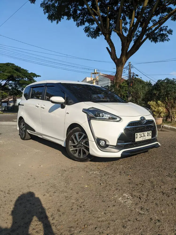 TOYOTA SIENTA Q' 2019 MATIC SIAP PAKAI