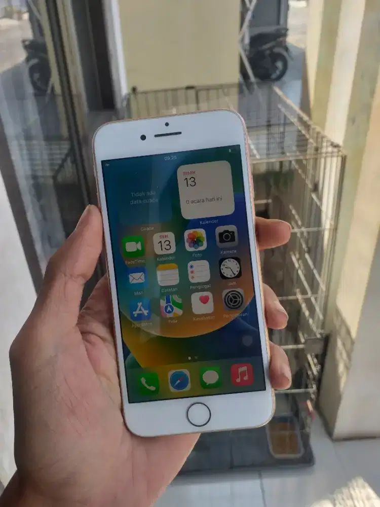 Iphone 8 64gb all op
