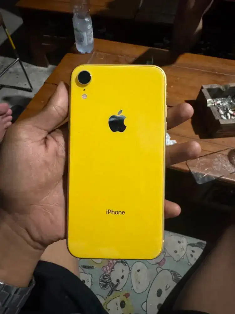 iPhone xr 128gb inter