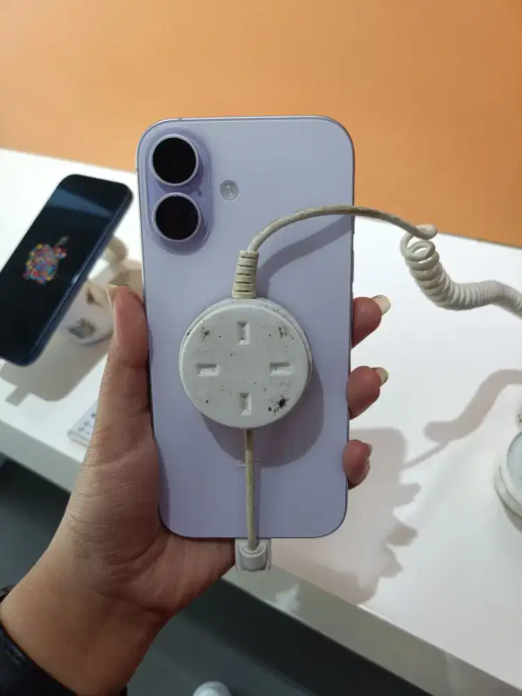 iPhone 17 basic
