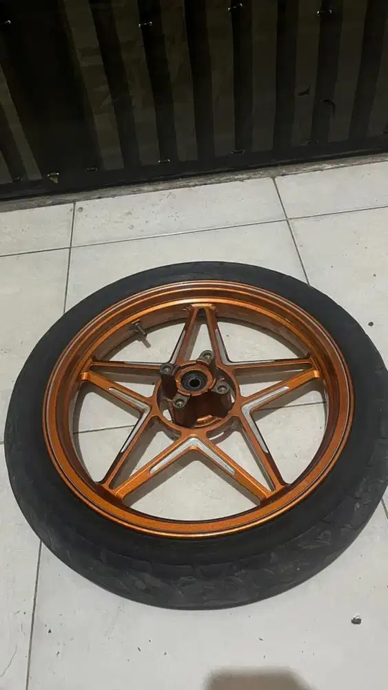 Veleg vrossi ring 14 vario 150 led old