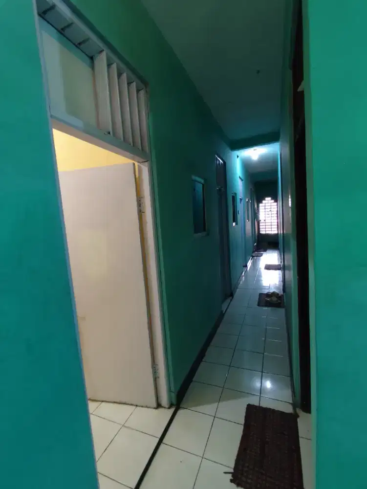 Kost khusus wanita