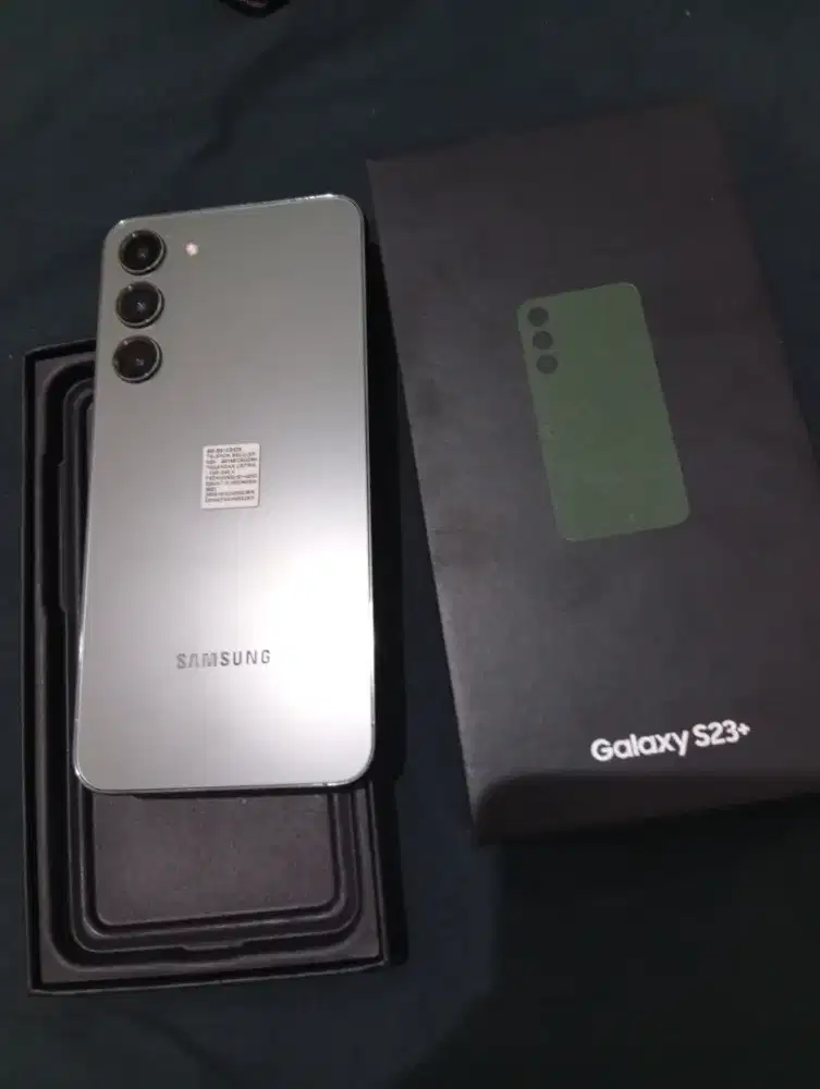 Samsung s23+ kondisi bagus