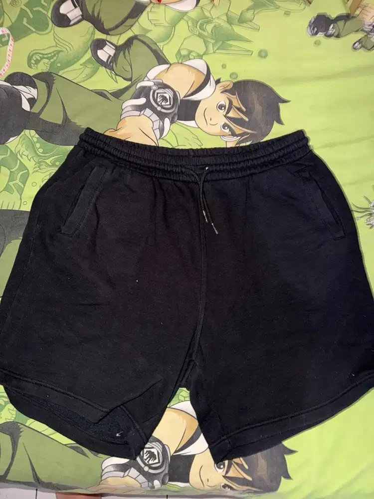Celana Pendek Hitam H&M Original
