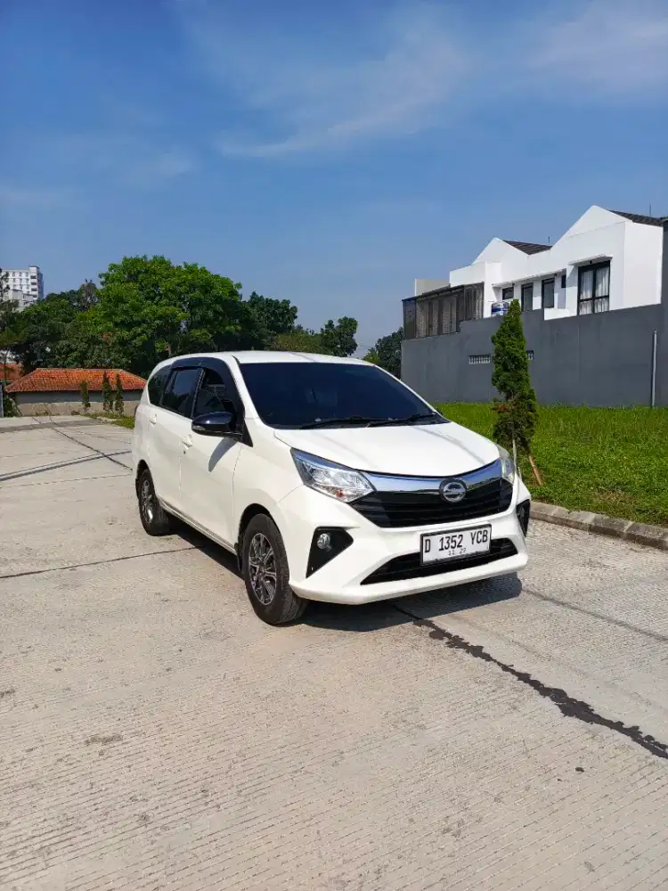 New Sigra R 1.2 Manual 2019 white