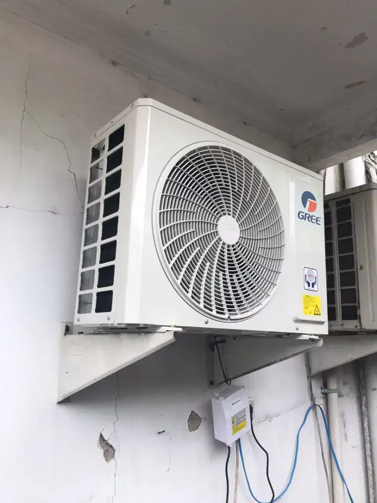 Service Ac Antapani