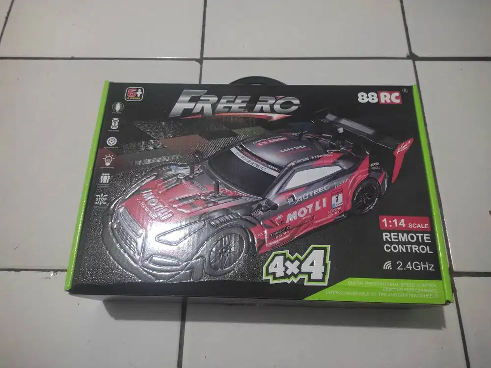 mobil remote control pemakaian baru