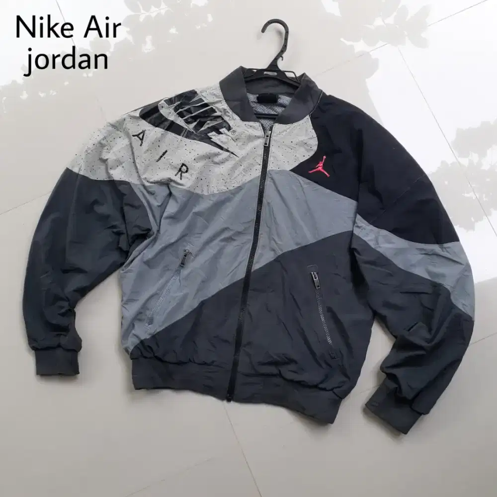 Jaket nike jordan
