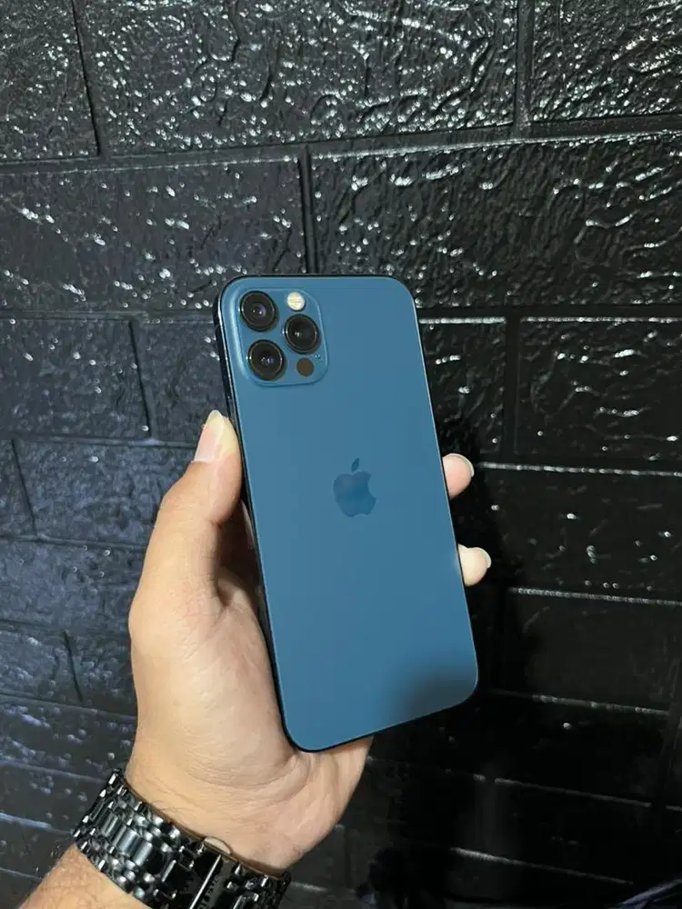 Iphone 12 pro 256gb siera blue