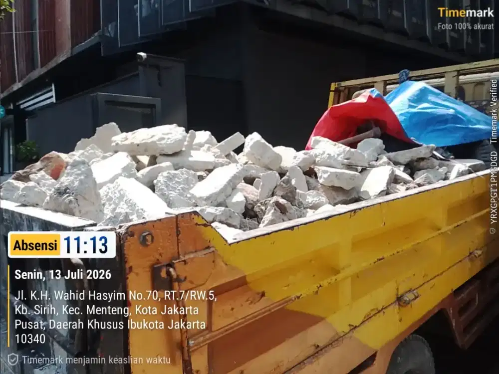 Jasa buang puing dan angkutan sampah