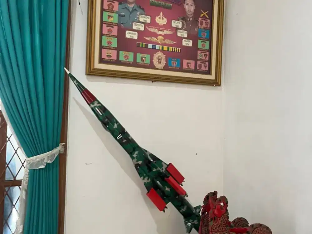 Hunian Elegan di Lokasi Strategis | Rumah Mewah Siap Huni
