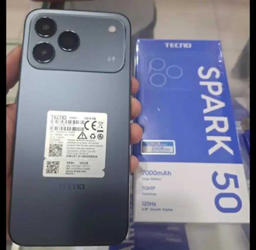Tecno spark 50 6/128gb NFC fullset 2 minggu