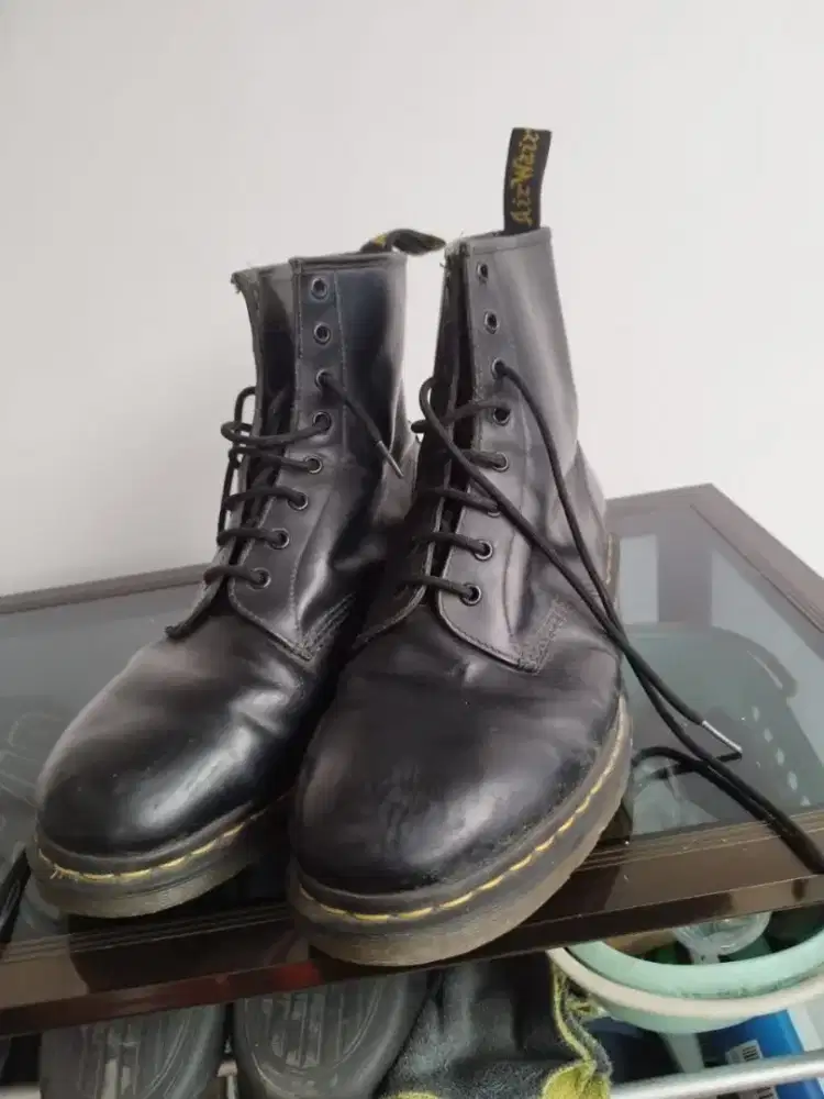 Sepatu ori docmart