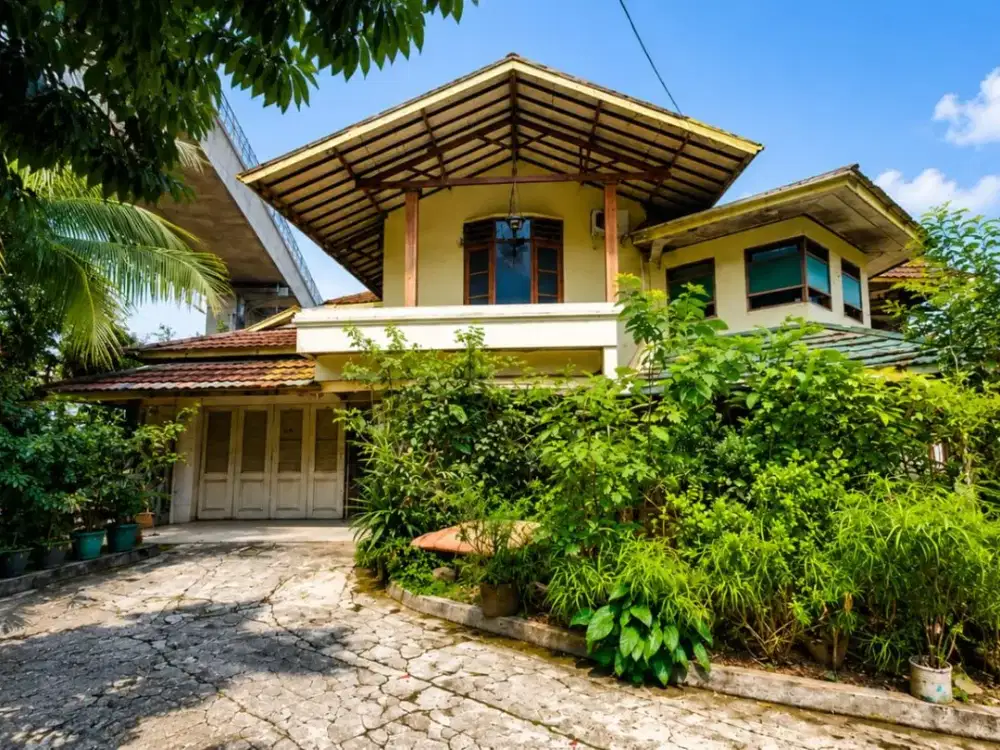 Dijual Rumah Lokasi Strategis Harga Bawah Pasaran Jalan Lapangan Tembak Cibubur 5 Menit LRT Harjamukti 5 Menit Tol Cibubur