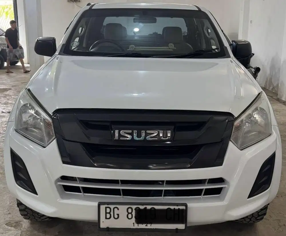 Isuzu Dmax Double Cab 4X4 MT 2017/2018