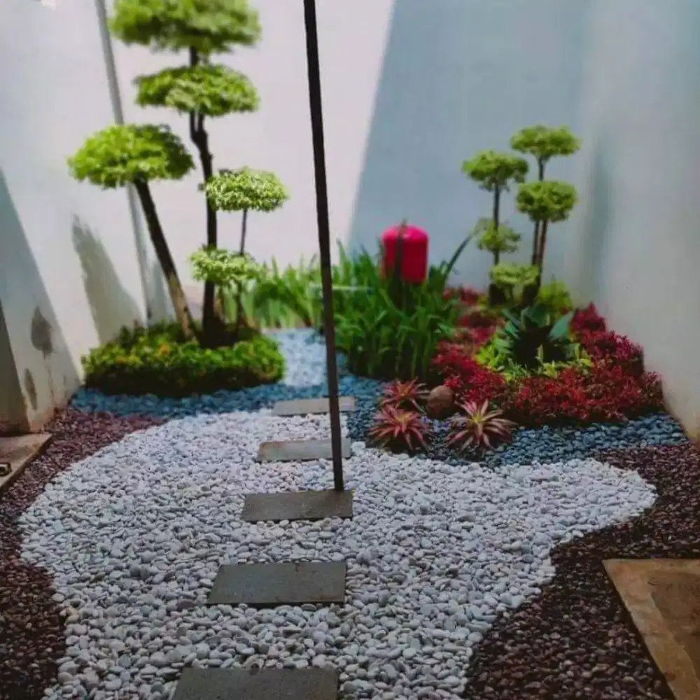 Pembuatan taman rumah