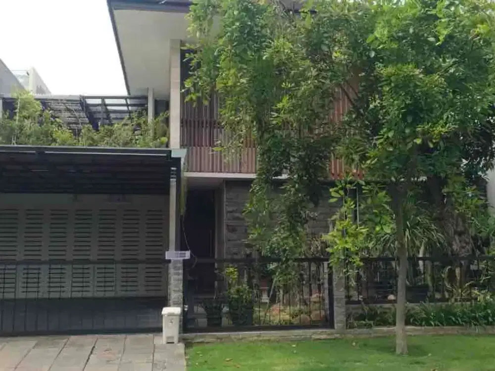 Termurah Rumah 2 Lantai Full Marmer Mewah Siap Huni di Graha Natura, Surabaya Barat