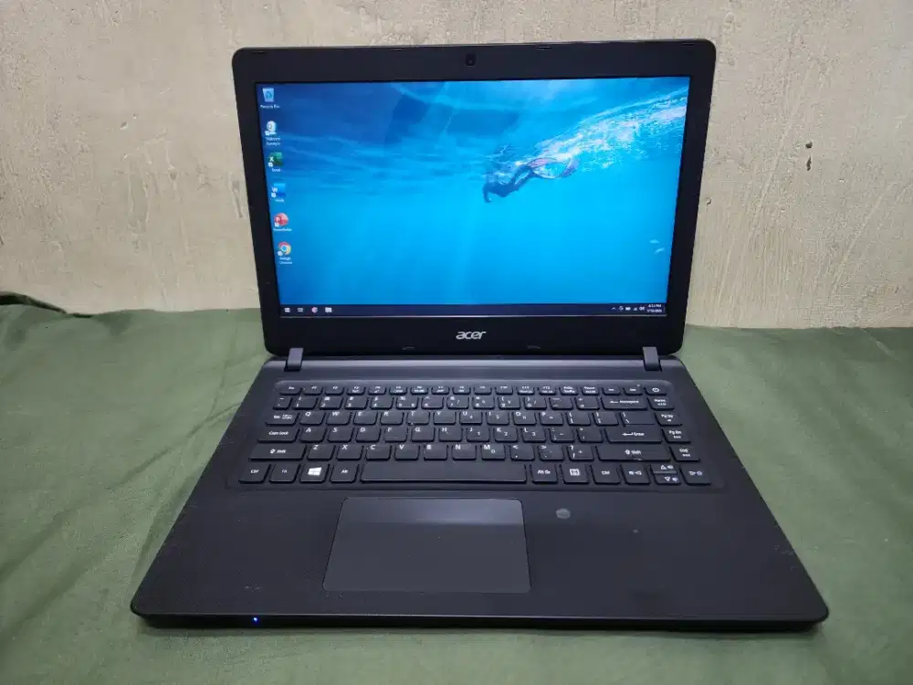 Jual Cepat Laptop Acer ES1-432 Slim Ram 10gb