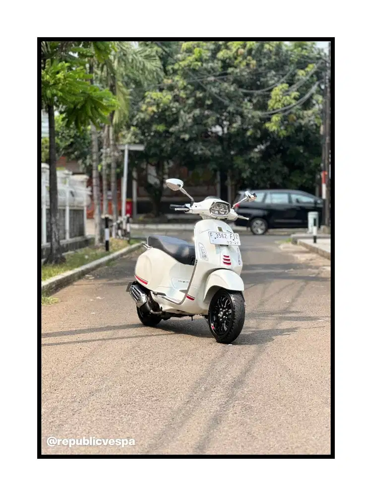 TERMURAH PIAGGIO VESPA SPRINT S150 IGET FACELIFT TAHUN 2023 WHITE